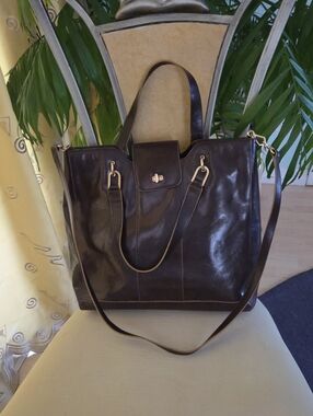 Monsac Leather Tote Bag with Gold Hardware ♥️